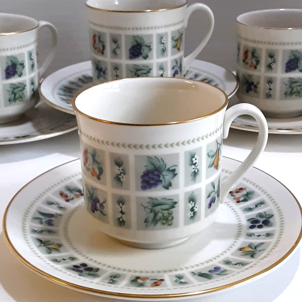 4 Royal Doulton Tapestry Coffee Cups & Saucers TC1024 Vintage Cottagecore Teacup